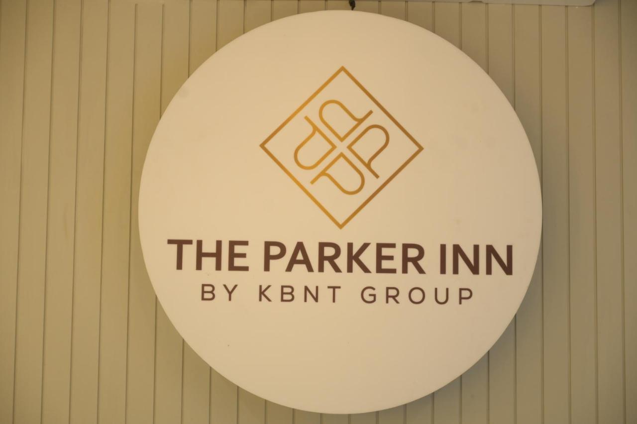 Hotel The Parker Inn By Kbnt Group Сурат Экстерьер фото